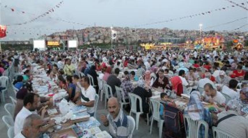 T&uuml;rkiye, Ey&uuml;p&rsquo;teki Iftarda Buluştu