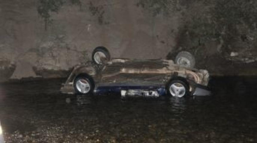 D&uuml;zce&rsquo;de Kaza: 3 &Ouml;l&uuml;, 2 Yaralı