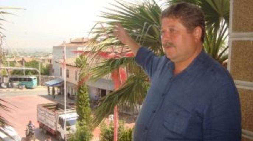 &ldquo;20 Bin N&uuml;fusumuz Ve 14 K&ouml;y&uuml;m&uuml;z Var&rdquo; Diyen Ovakent Belediye Başkanı Ali Demirel&rsquo;den İlgin&ccedil; Teklif: &ldquo;bademli, Ovakent, Konaklı Birleşip İl&ccedil;e Olsun&rdquo;