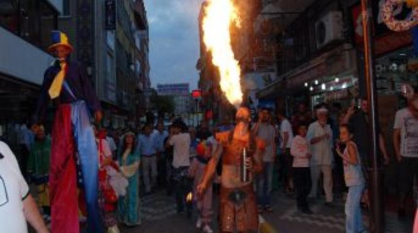 &Uuml;nye'de Ramazan Renkli Ge&ccedil;ecek