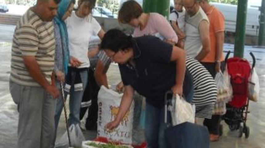 &Uuml;reticiler Ayrancı Pazarı'nda