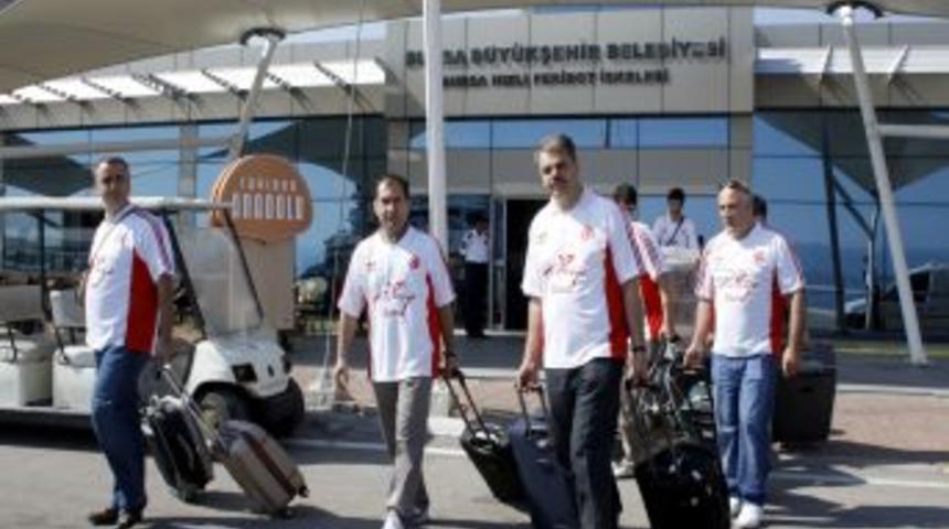 T&uuml;rk Işadamları Nijer&rsquo;de Her G&uuml;n Bin Kişiye Iftar Verecek