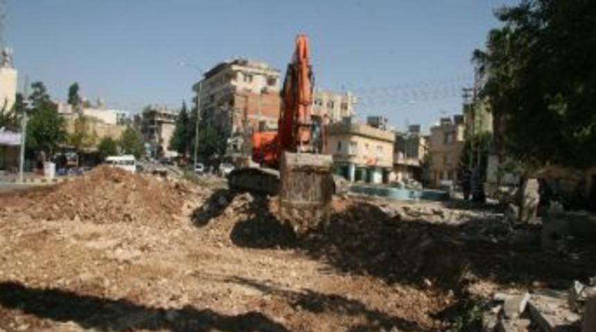 Adnan Menderes Parkı Mevkiindeki Kavşak &Ccedil;alışması Başladı