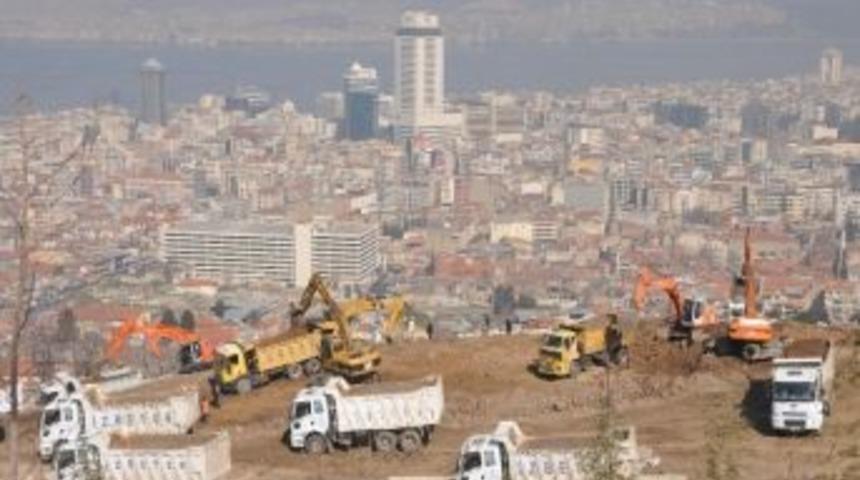 B&uuml;y&uuml;kşehir'den Kaleye &Uuml;&ccedil; M&uuml;jde Var: -sur Duvarları Hayat Bulacak -heyelana Karşı Bilimsel Protokol Yapıldı -boşaltılan Okula İstinad Duvarı Yapılacak