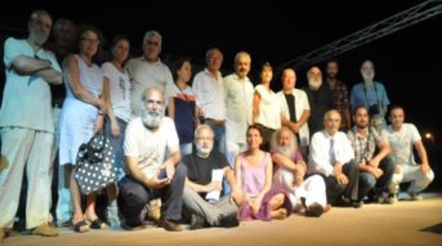 Usta Şairler &Ouml;ren&rsquo;de Buluştu