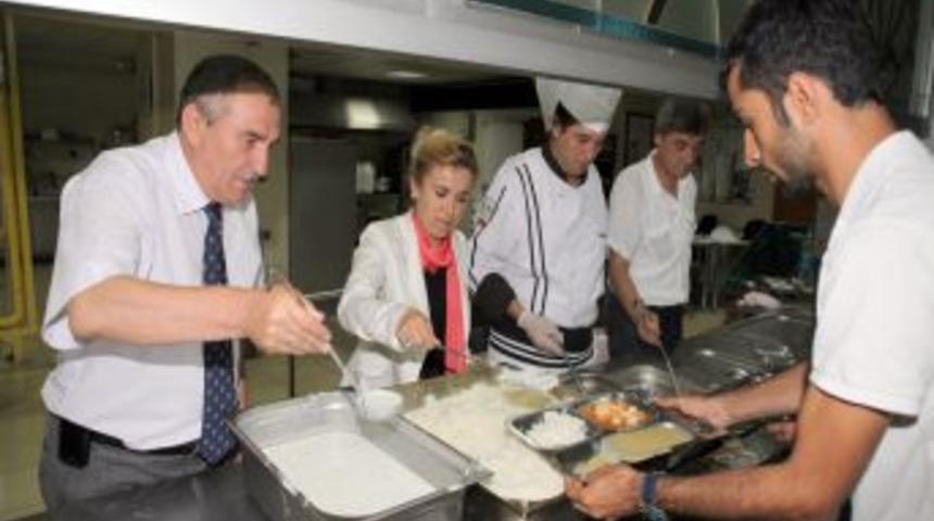 Bolu&rsquo;da Binlerce Insan Iftarda Buluştu