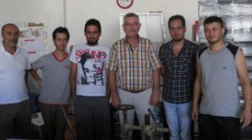 Edremit'te Oda Başkanı &Uuml;yelerini İşyerlerinde Ziyaret Etti