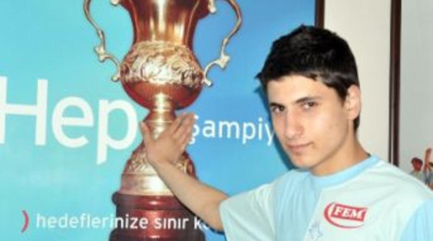 LYS'de T&uuml;rkiye 10.'su Bitlis FEM&rsquo;den