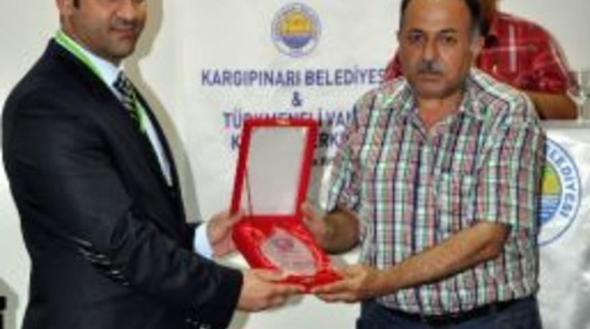 T&uuml;rkmen &Ouml;ğretmenler Sertifika Aldı