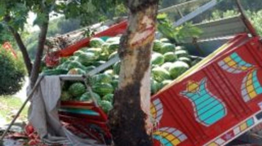 Karayolu Karpuz Tarlasına D&ouml;nd&uuml;