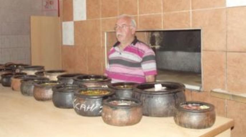 Meşhur İskilip keşkeği &Ccedil;orum H&uuml;nkar Pide'de