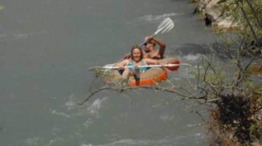 Saklıkent Kara&ccedil;ay'da Rafting'e B&uuml;y&uuml;k İlgi