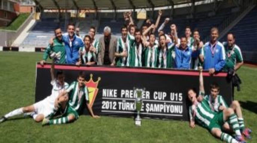 Bursaspor'un Gen&ccedil;leri İnter'in Olduğu Gruba D&uuml;şt&uuml;