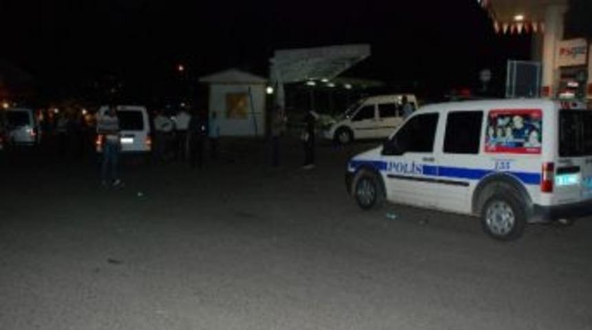 Diyarbakır'da silahlı kavga 3 &ouml;l&uuml;, 10 yaralı