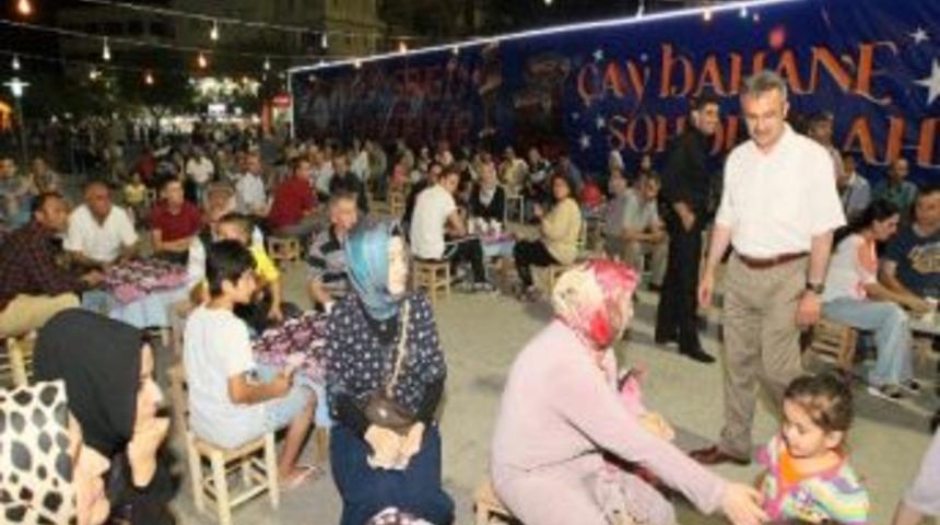 Gebzeli Vatandaşlar &Ccedil;ay Sohbetinde Buluştu