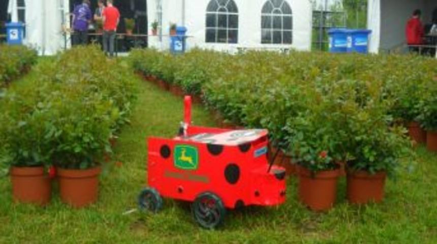 Namık Kemal &Uuml;niversitesi, Hollanda'daki Tarımsal Robot Yarışmasında &Uuml;&ccedil;&uuml;nc&uuml; Oldu
