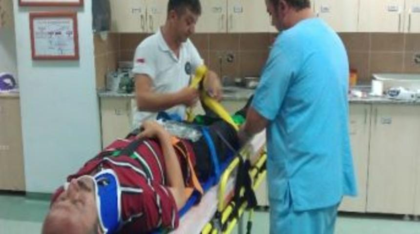 Cenaze D&ouml;n&uuml;ş&uuml; Kaza: 5 Yaralı