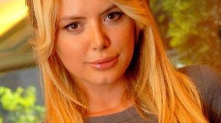 Estetikten maymuna d&ouml;nd&uuml;ler