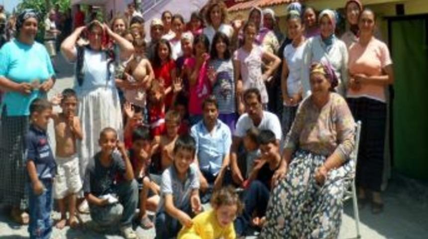 Ak Partili Kadınlar Aladağ Mahallesi'nde Bayanlarla Buluştu