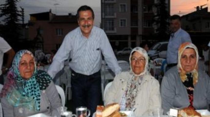 &Ccedil;amlıca Mahallesi Sakinleri Ramazan Eğlenceleri İle Eğlendiler