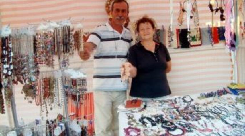 Burhaniye’de Karı Kocanın Takıları İlgi Gördü