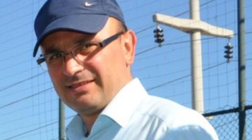 Altınova Belediyespor emin adımlarla