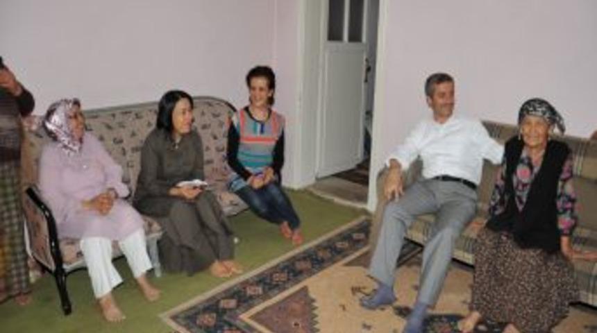 Tahmazoğlu&rsquo;ndan Gece Yarısı Aile Ziyareti