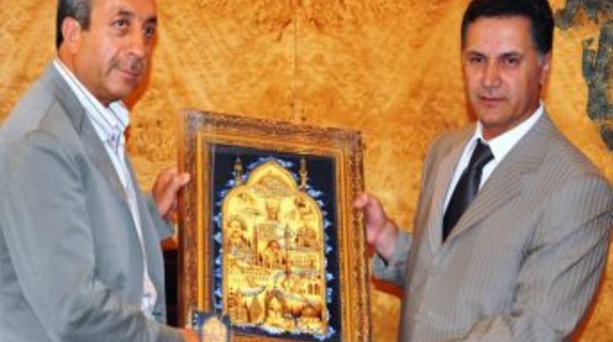 Bakan Eker&rsquo;den, Ramazan&rsquo;a Rağmen Devam Eden Ter&ouml;r Saldırılarına Tepki