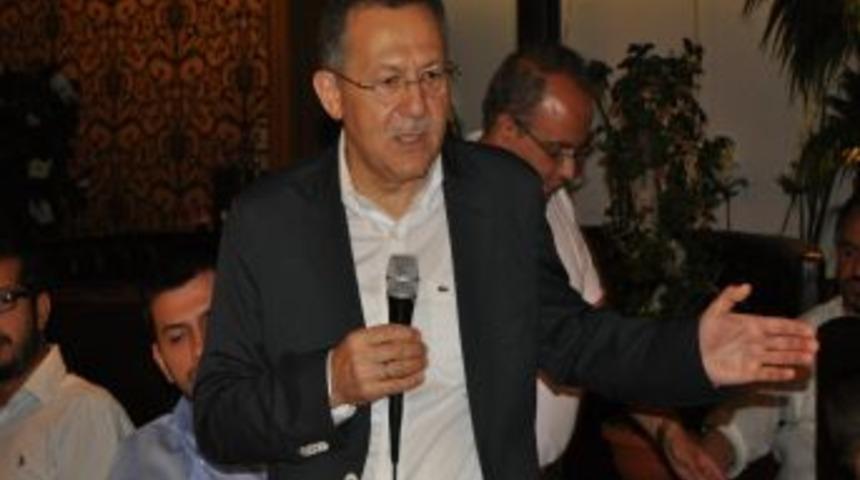 AK Partili Uğur: Bizi Eleştiren Muhalefet De Bu &Uuml;lkenin Konforundan Yararlanıyor