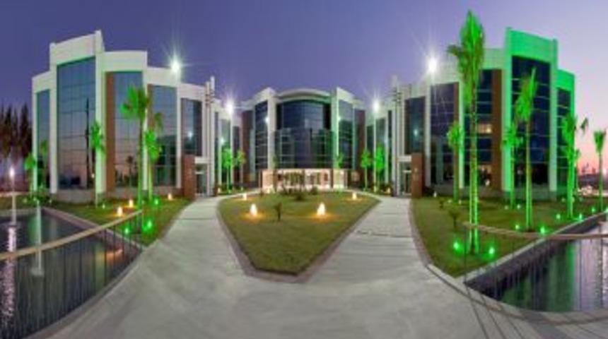 Gediz &Uuml;niversitesi, Her Iki &Ouml;ğrenciden Birine Kesintisiz Burs Verecek