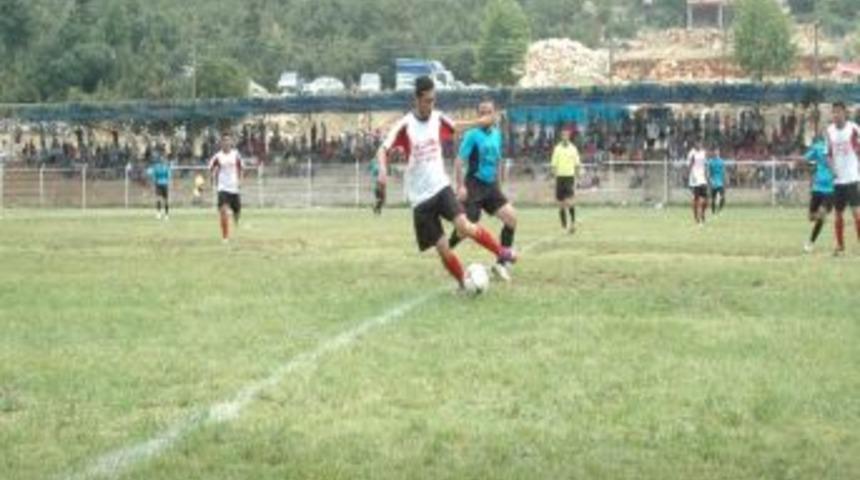 Fındıkpınarı Geleneksel Futbol Turnuvası Başladı
