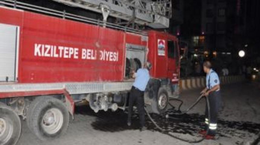 Kızıltepe'de Otomobil Yangını