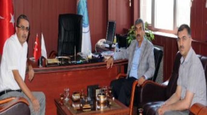 Ak Parti Milletvekili Ahmet Salih Dal, Rekt&ouml;r G&uuml;ven&ccedil;'i Ziyaret Etti