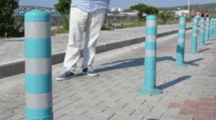 &Ccedil;eşme&rsquo;de Bisiklet Yolu Tartışması B&uuml;y&uuml;yor