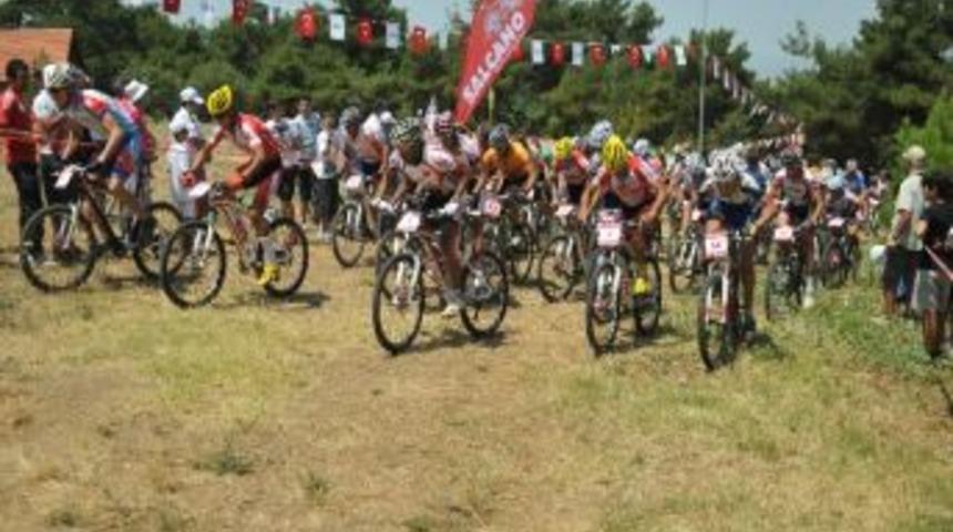 Bisiklet&ccedil;ilerin İmdadına &ldquo;nak&rdquo; Koştu