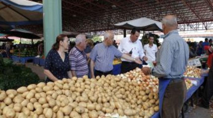 Başkan Yaşar, &Ccedil;ayyolu'nda Pazar Denetledi