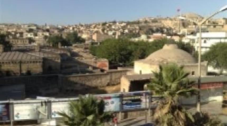 Tarihe teneke bağladılar