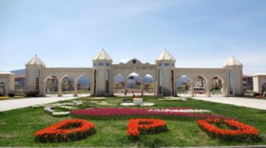 DP&Uuml;'n&uuml;n &Ouml;ğrenci Sayısı 43 Bine &Ccedil;ıkıyor