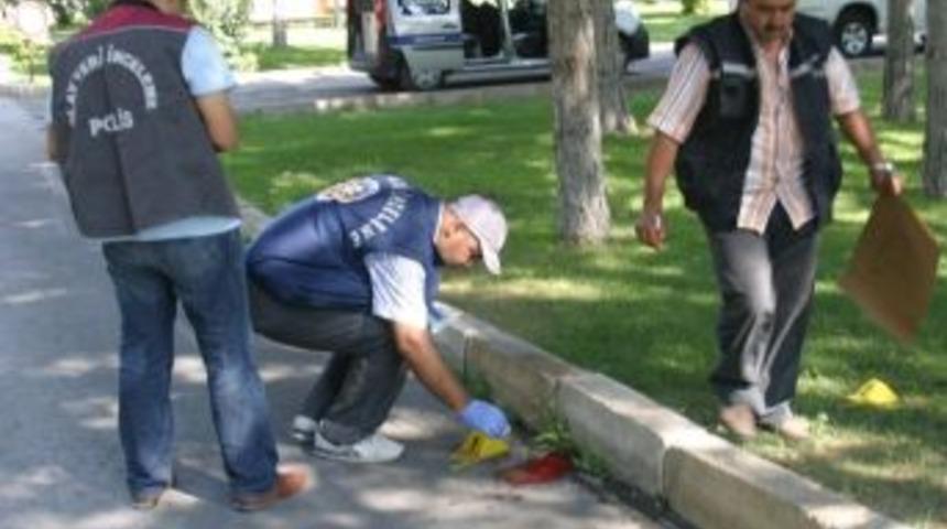 G&uuml;venlik G&ouml;revlisi Kavgada Bı&ccedil;aklandı