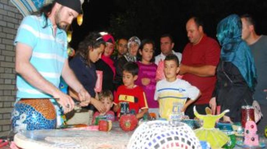 Geleneksel Sanatlar Ramazan Sokağı&rsquo;nda Halkla Buluşuyor