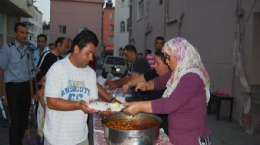 Dalaman’da İftar Çadlarına Yoğun İlgi