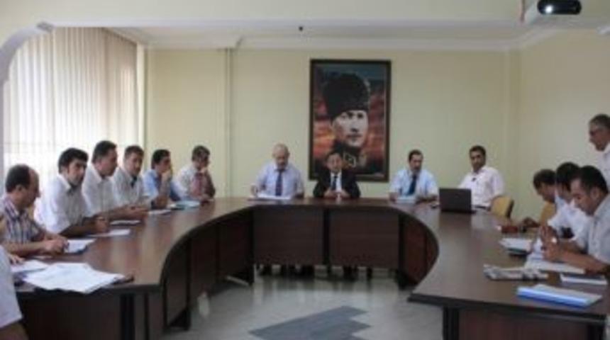 Vali Saran, İl &Ouml;zel İdaresi Birim M&uuml;d&uuml;rleri İle Bir Araya Geldi