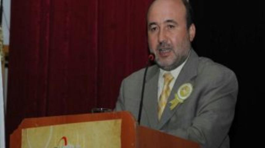 Fo&ccedil;a M&uuml;ft&uuml;s&uuml; Selahattin &Ccedil;elebi, Diyanet İşleri Başkanlığı Cami Hizmetleri Daire Başkanlığı'na Atandı