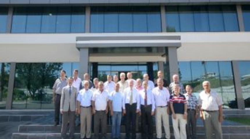 &Ouml;zel İdare &Ccedil;alışanı 20 Iş&ccedil;i Emekli Oldu