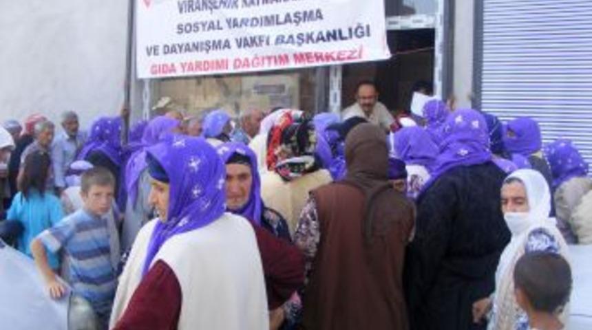 Viranşehir Kaymakamlığı, 2 Bin Yoksul Aileye Ramazan Paketi Dağıtıyor