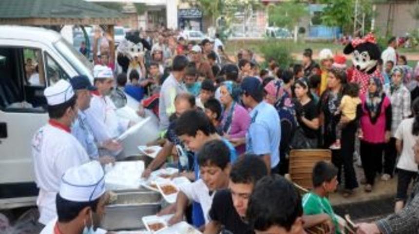 Şahinbey, Ramazan Eğlencelerini İftar &Ccedil;adırlarına Taşıdı