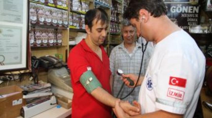 Kemeraltı Esnafının Tansiyonu &Ouml;l&ccedil;&uuml;ld&uuml;