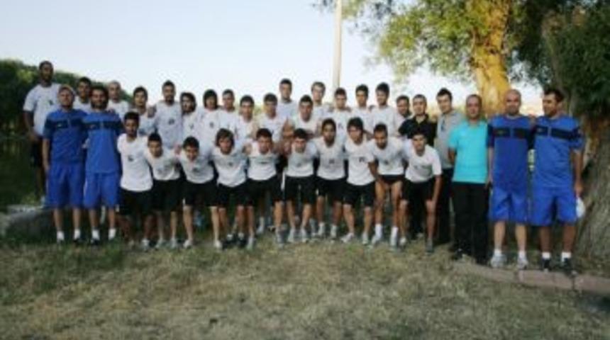 Kayseri Şekerspor Top Başı Yaptı