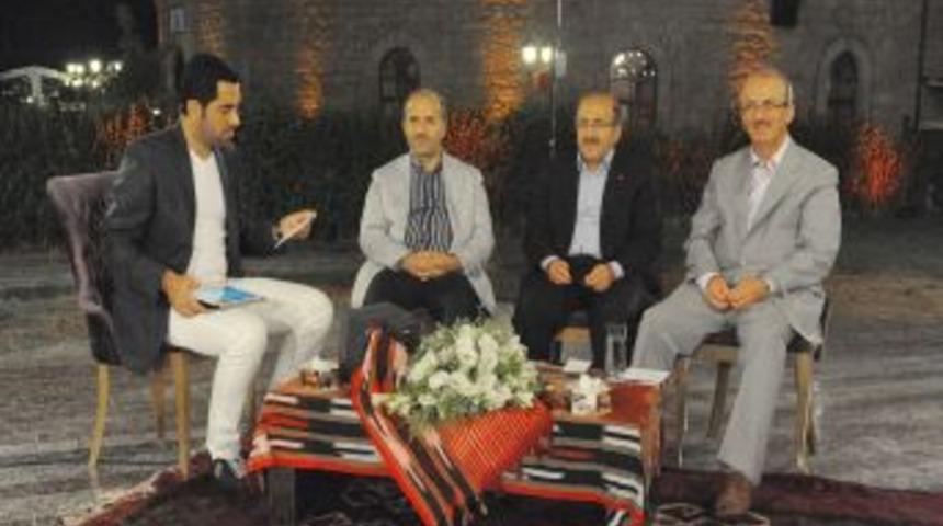 Başkan G&uuml;mr&uuml;k&ccedil;&uuml;oğlu, STV'ye Konuk Oldu