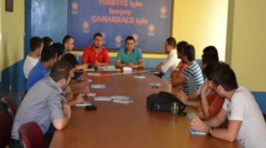 Milletvekili Kaşdemir Gen&ccedil;lik Kollarıyla Buluştu